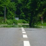 逃げ水の原理や仕組みや意味とは？蜃気楼との違いはなんなの？