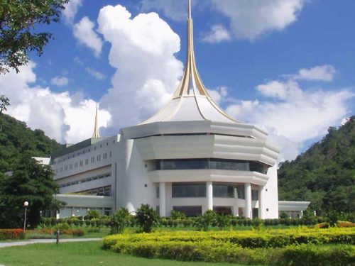 世界救世教の芸能人(有名人)は?被害やペンダントの値段が話題に!