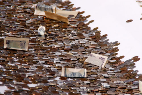 お賽銭の金額の意味とは?病気、恋愛、 復縁、健康別のランキングは?