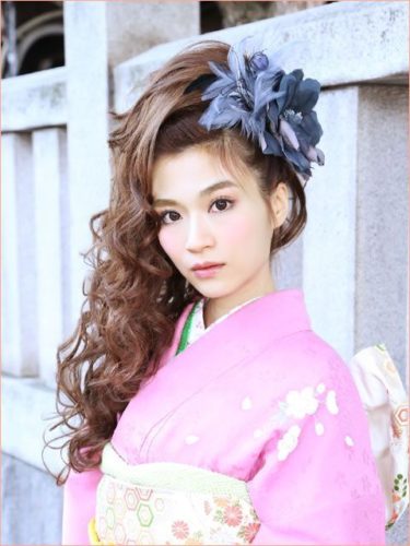 振袖の髪型の結婚式でのおすすめは?ロングやショートでかわいいのは?