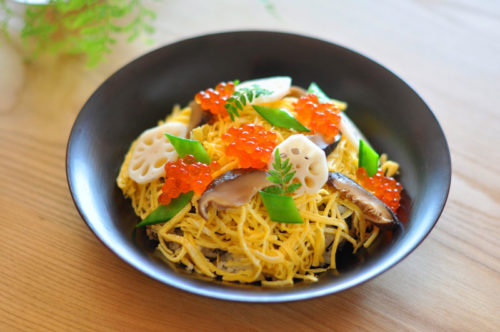 ひな祭りでおもてなしする料理やメニュー、簡単な対応とは?