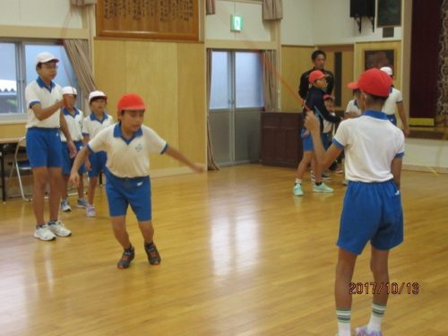 大縄跳びのコツや必勝法は?回し方、抜け方、入り方や練習方法も紹介!