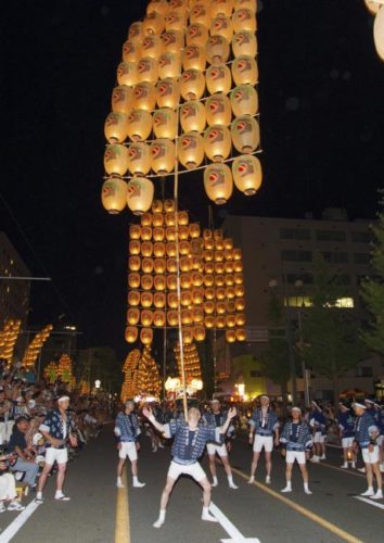 8月といえばの行事やイベント、記念日や花などネタの種を紹介!