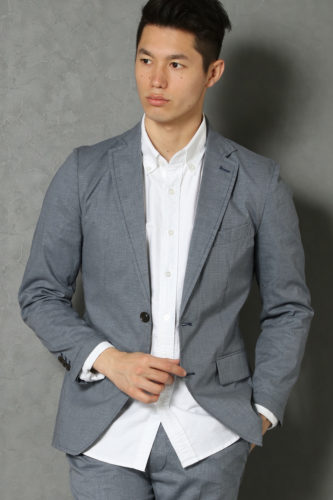 クールビズの上着やネクタイは必要?ジャケットの選び方や機能性は?