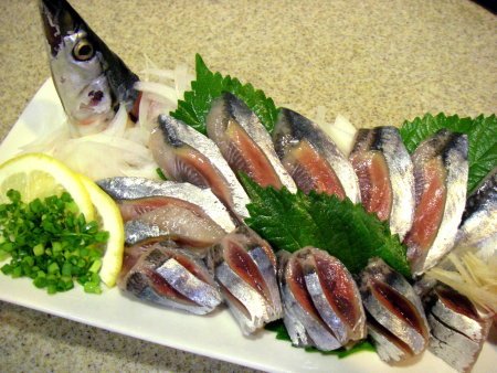 秋刀魚はアニキサスに注意 刺身で食べるのは危険で怖い トレンドライフ