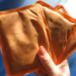 ホッカイロの捨て方は燃えるゴミ?分別せずに捨てると火事の原因に?