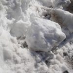 凍った雪を早く溶かす方法!塩・シート・薬・お湯でのやり方!