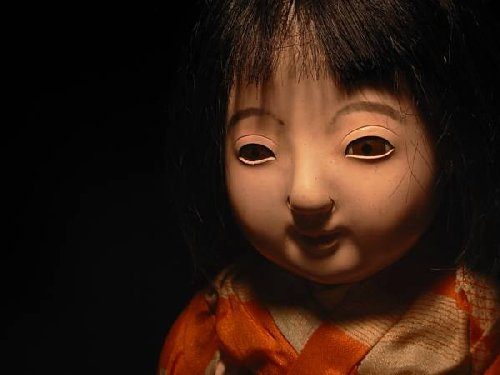 雛人形を怖いと思うのはなぜ?本当に由来を知ると恐怖!!