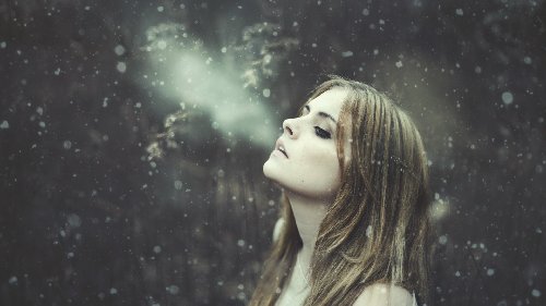 息が白くなる温度は何度から？白くなる理由や意味は？